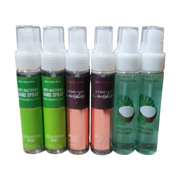 4 Hand Sanitizer Sprays 1.9 oz By Bath and Body Works - Picture 1 of 1